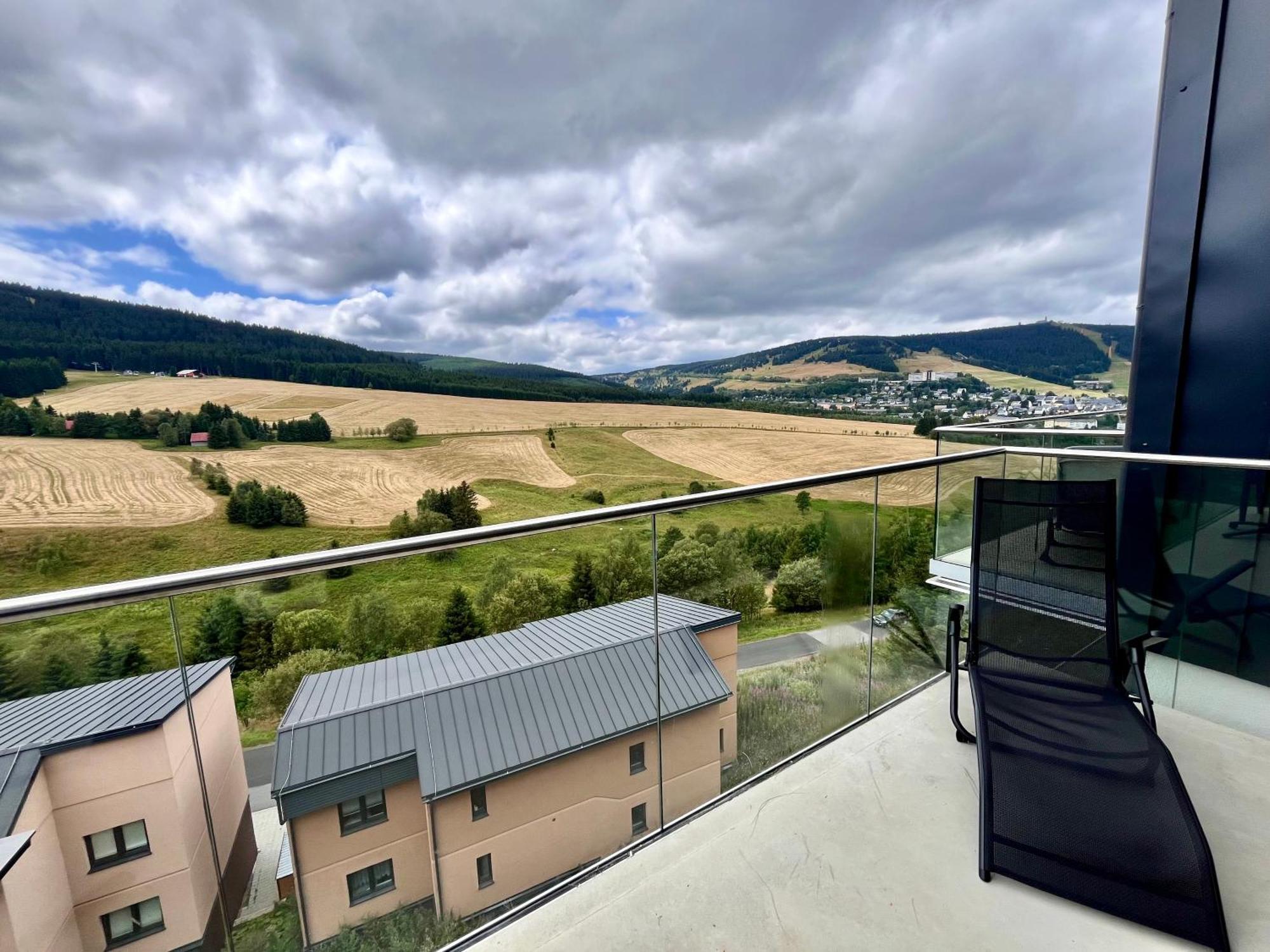 Apartmany Vista Klinovec Loučná pod Klínovcem المظهر الخارجي الصورة
