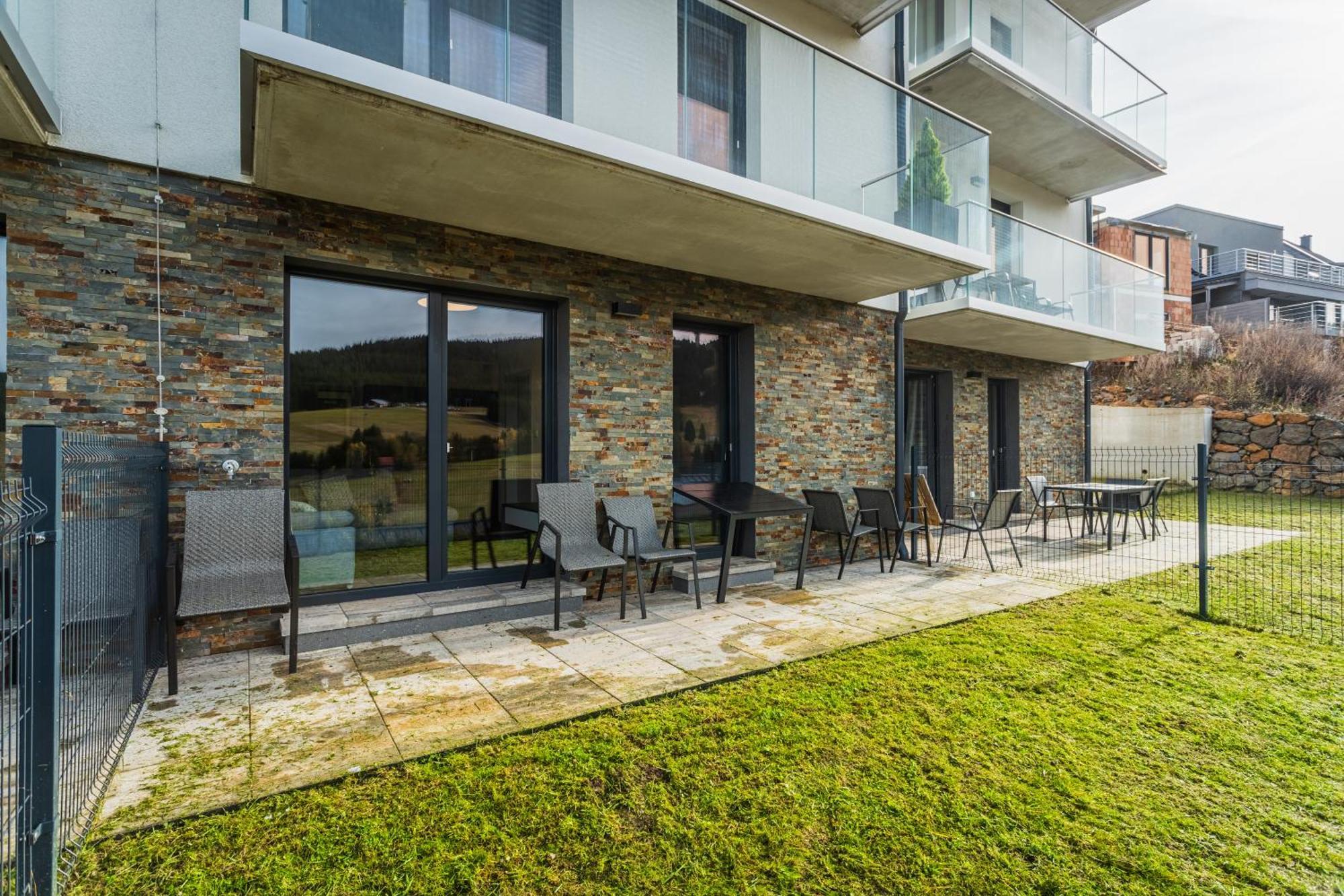 Apartmany Vista Klinovec Loučná pod Klínovcem المظهر الخارجي الصورة