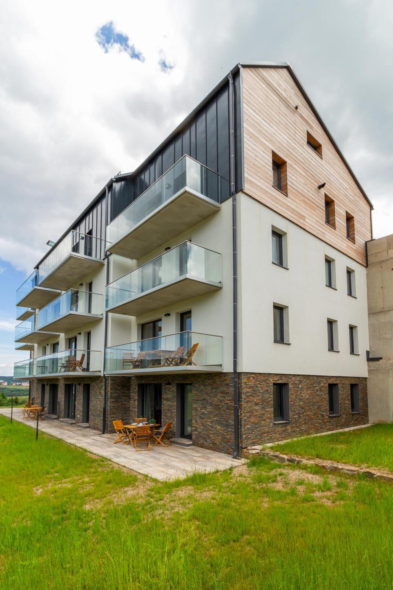 Apartmany Vista Klinovec Loučná pod Klínovcem المظهر الخارجي الصورة