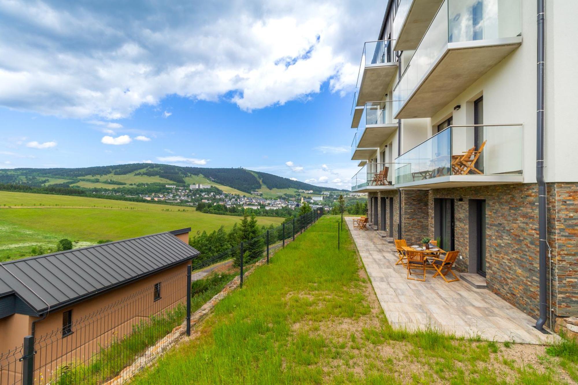 Apartmany Vista Klinovec Loučná pod Klínovcem المظهر الخارجي الصورة