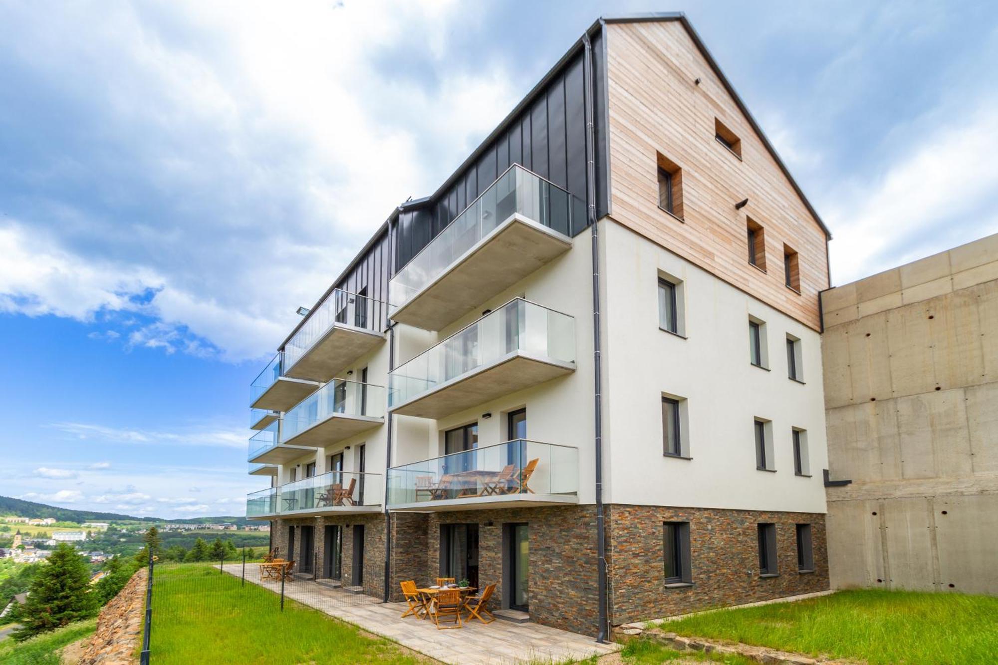 Apartmany Vista Klinovec Loučná pod Klínovcem المظهر الخارجي الصورة